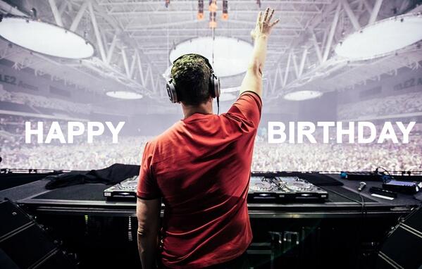 DeeJayHonduras's tweet photo. Hoy esta de cumpleaños Tijs Michiel Verwest más conocido como DJ @tiesto nacido en Breda, Países Bajos el 17 de enero de 1969 con 50 años

Hoy lo felicitamos en su cumple! https://t.co/Szp9Qpd3fB
