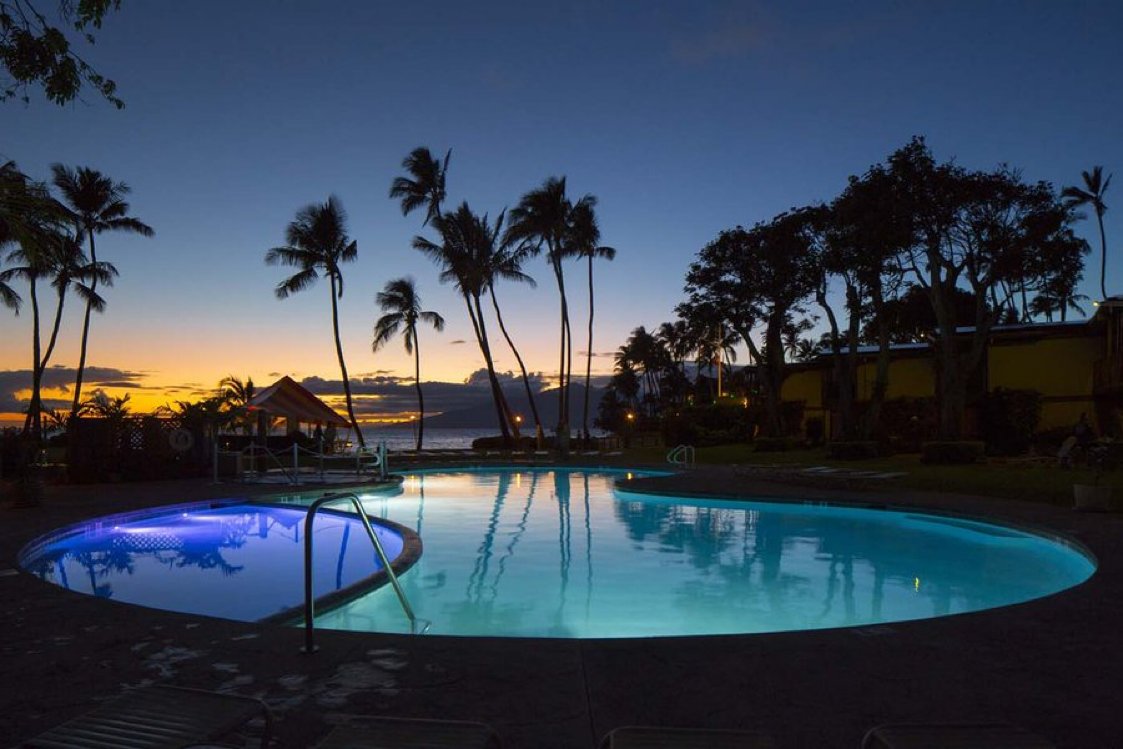 Enjoy beautiful evenings at Napili Kai Beach Resort in Hawaii! <a href="/Napili_Kai/">Napili Kai Beach Resort</a> 

#AlohaFriday #DangerZoneTravel #Hawaii #Travel #Vacation
dangerzonetravel.com
