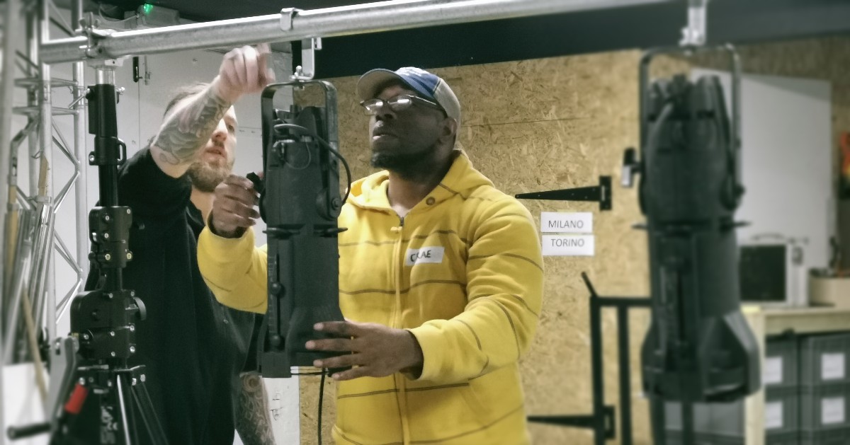 ConnectionCrew's tweet image. Week 1 of our Crew Academy: Employment Programme Jan 2020 done ✅ It's been great #eventcrewing #training #stagebuilding #lightingandsound #softskills #jobskills - thanks to our participants, trainers, programme + charity partners. Bring on week 2 🙌 #tacklinghomelessness