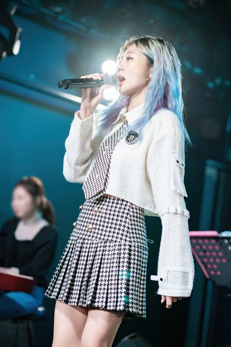 이클 Auf Twitter: „200111 #볼빨간사춘기 #안지영 #롤링홀 #Twofive #Afterparty #Bol4 #Bolbbalgan4 #볼사 (Bol4 39Pic) Https://T.Co/Ygjrpntiom Https://T.Co/Ejhbjrtube“ / Twitter