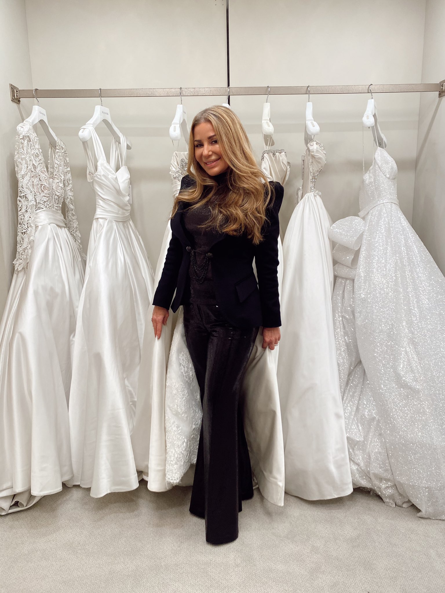 kleinfeld plus size trunk show