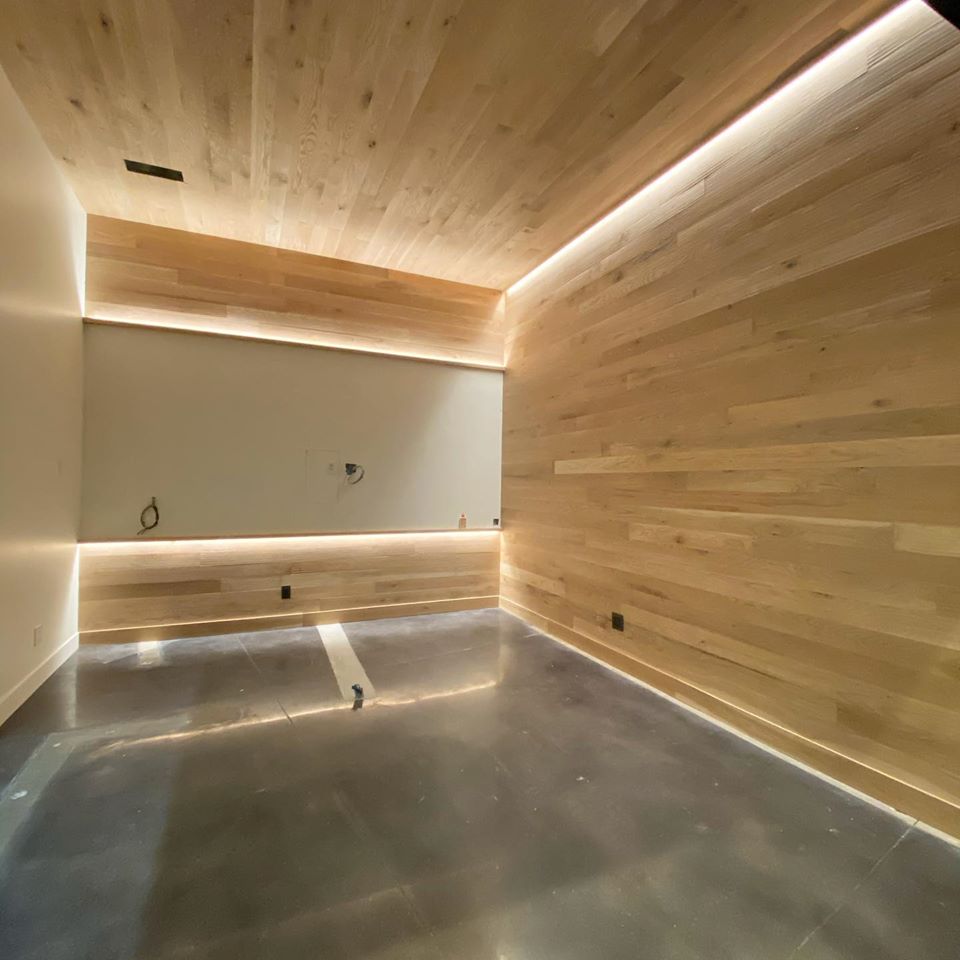 avxinc_'s tweet photo. Construction is almost complete! We are excited to welcome a second conference room as well as several new workspaces to the office that will further enhance our overall customer and employee experience. https://t.co/zpXbkjSyse