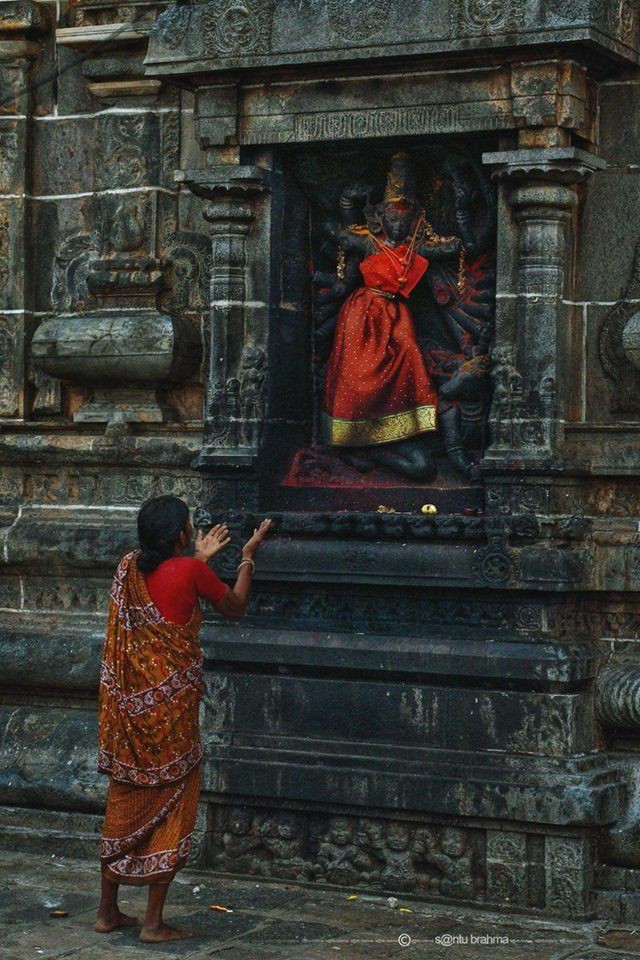 Splendid_Tiger's tweet image. Every woman who awakens courage within is maa Durga.
Every woman who awakens transformation within is maa kali.
Every woman who awakens devotion within is maa Parvati.
Every woman who awakens nurturing within is maa Annapurna.
Every woman is a Shakti.✌🏻🐨