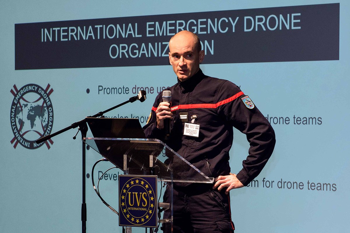 IEDOofficial's tweet photo. IEDO was present at the #RPAS #CivOps 2020 of UVS International @info4uvs in The Hague to talk about the need of a new &amp; harmonized drone legislation in Europe for emergency services #DronesForGood #DronesSaveLives @BMVI @DGAC https://t.co/V6Yye48E1E