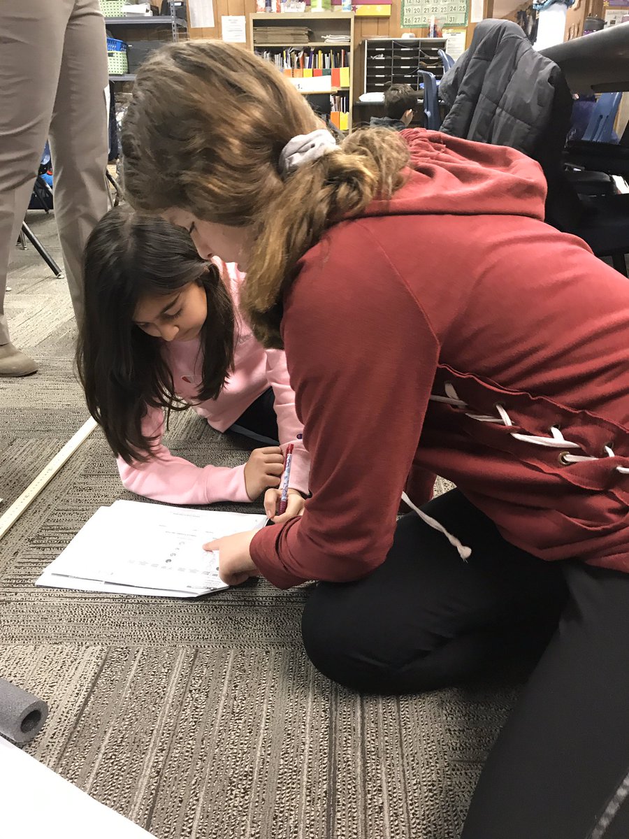 LeleBrookbank's tweet photo. @ImagineLearning @MisseyChavez @Wellington_Elem @imagine_tx #wesroars thank you Imagine Learning for the great application task and teaching us decimals and fractions! 😊 https://t.co/CGg7CkOwh5