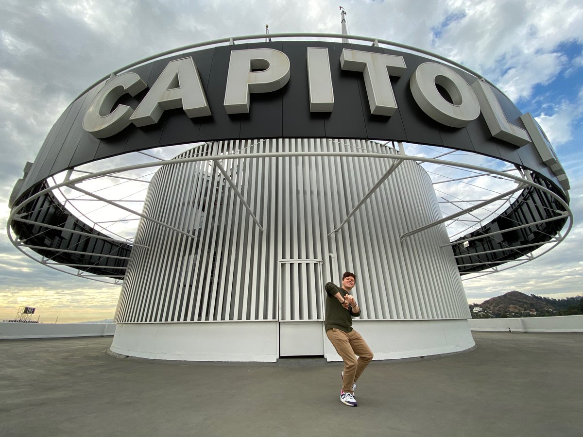 hi good morning, thought i should tell u:

this happened.  #LinInBio ?