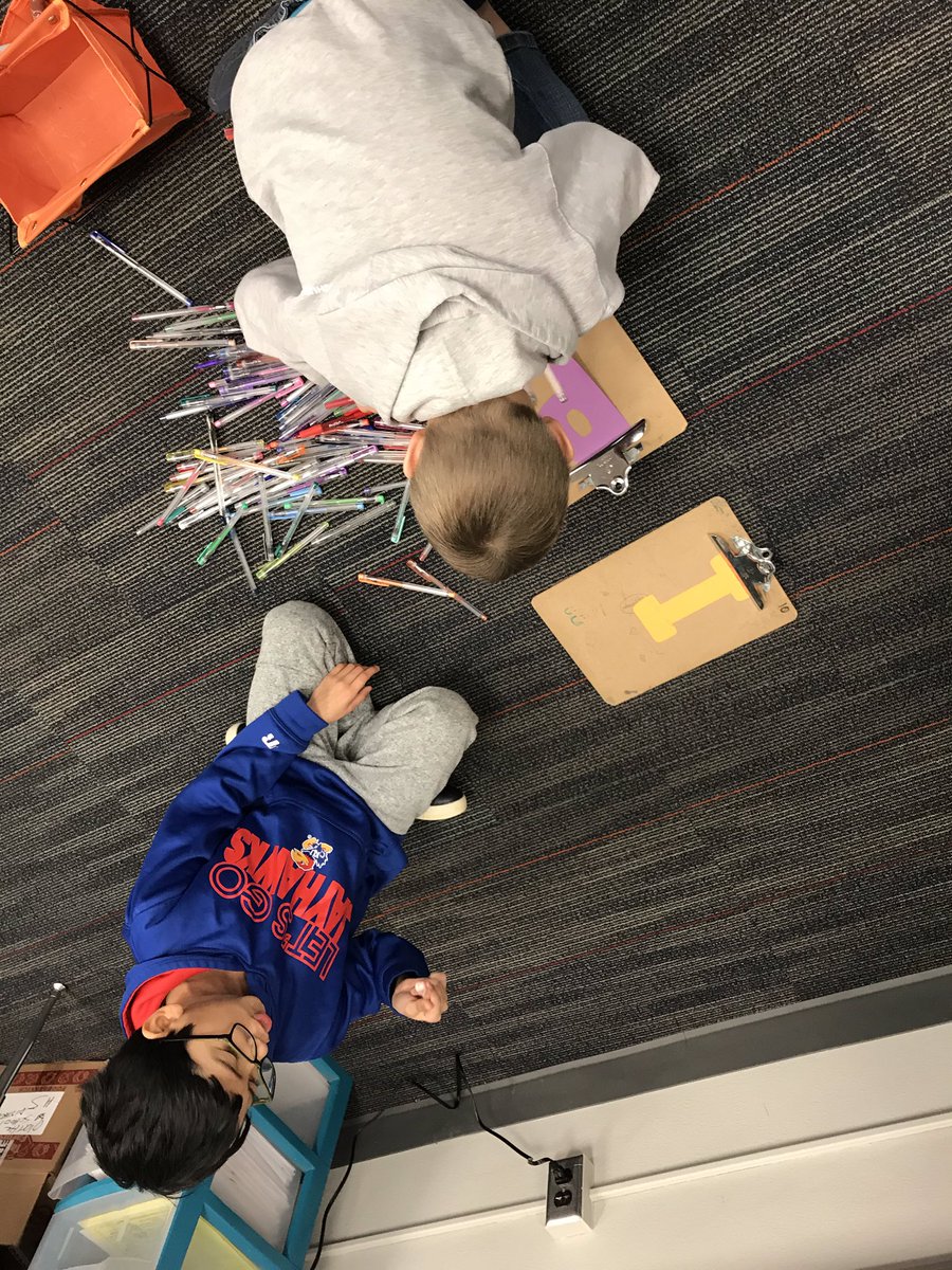 ALeeper19's tweet photo. Brainstorming ways to be Responsible!  @CE_Cougars https://t.co/T9PAXOP408
