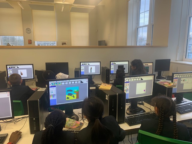 HabsHatchamPri's tweet photo. Year 3 enjoying their 2Animate session #computingatHTG #2animate #edtech #edtech4future https://t.co/ImazXEx5Wf
