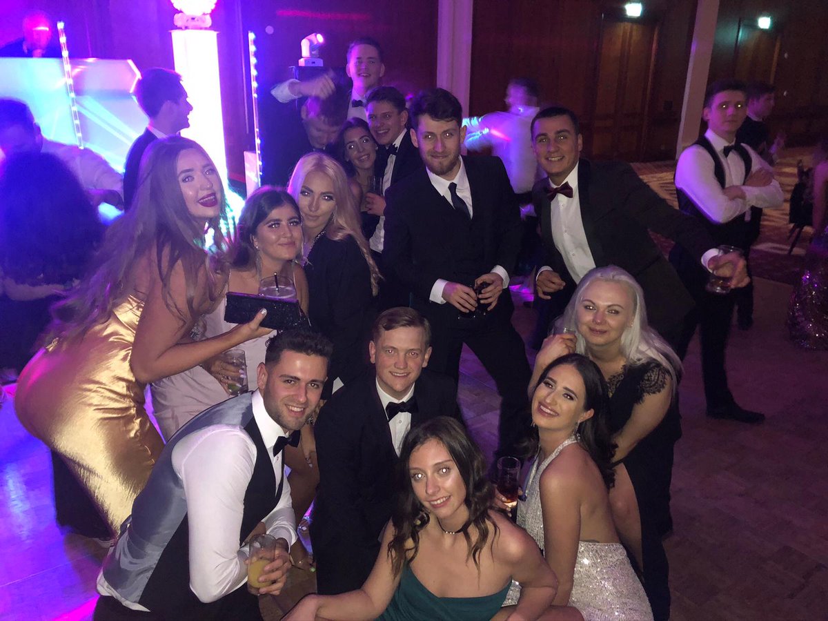 ERAC_Jobs's tweet photo. Our colleagues in Wales and South East England enjoyed their Winter Ball - thanking them for their hard work in 2019 and getting ready for 2020! If you like being rewarded for your hard work, join us: https://t.co/Ln4XOzdla5 ^SM https://t.co/IjfETyMtxr
