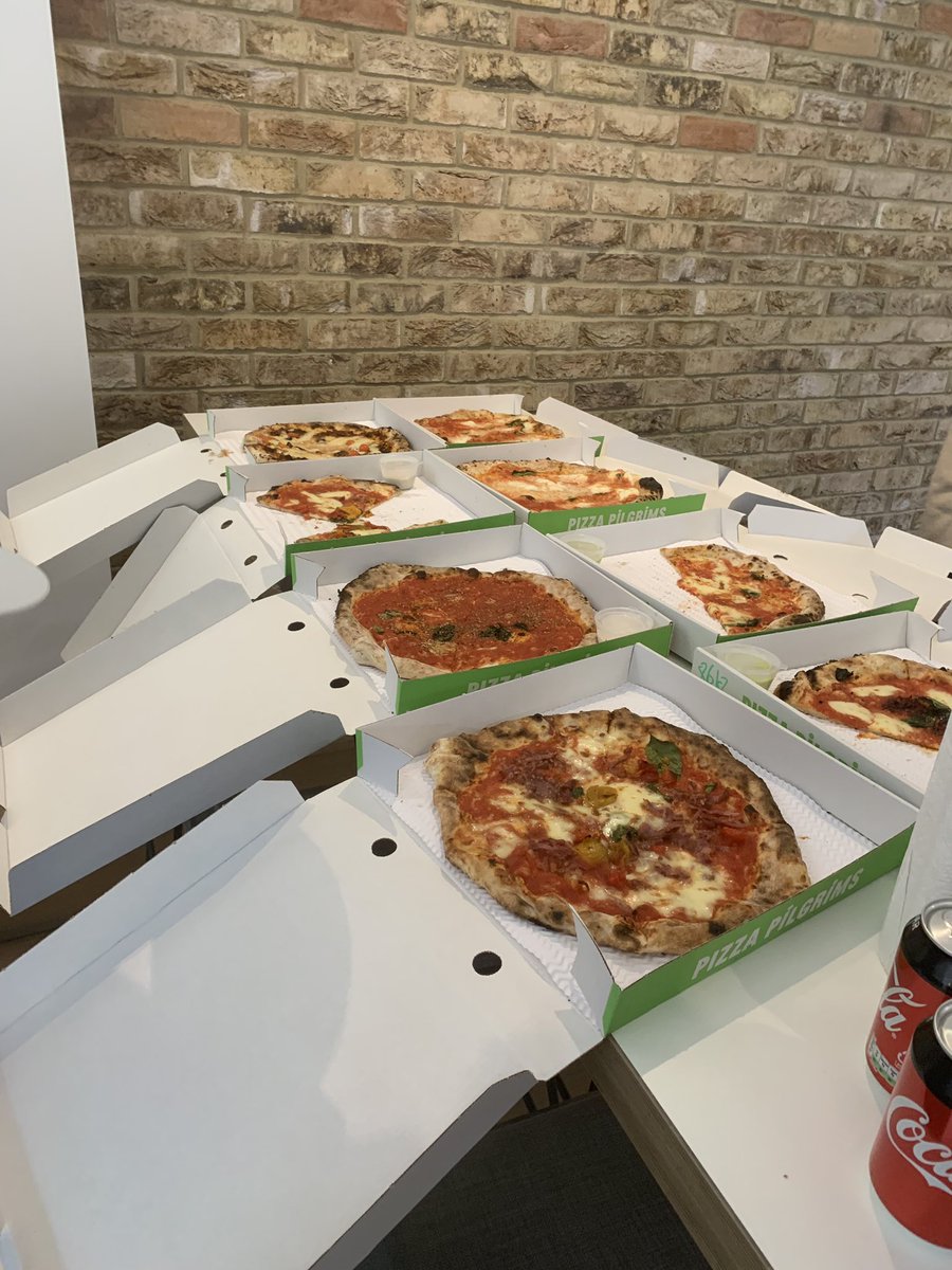 we_are_field's tweet photo. Packing, puppies and pizza. Itโs a busy Friday afternoon in Field HQ!!
#teamworkmakesthedreamwork #packingparty https://t.co/VdZYWA1odU
