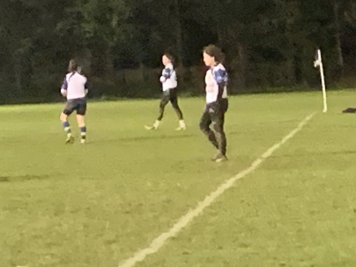 Ok - so it’s 1degree 🥶, in Kilkenny rugby club, 90 minute drive home across country BUT great to see young women playing sport😀@ERFCwomen thank you for the much needed tea and coffee @kilkennyrugby