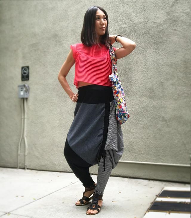 chilanlieu's tweet photo. When you’re headed to return stuff to Home Depot. In sandals. & realize this is a mistake. But hey, ya feel cute. #StripesForLife
.
.
.
.
.
#dressedtoimpress #lawinter #fashion #sandalsinwinter #lastyle #dtlalife #fashionable https://t.co/kHfWytuIGd https://t.co/syIkk2J7BD