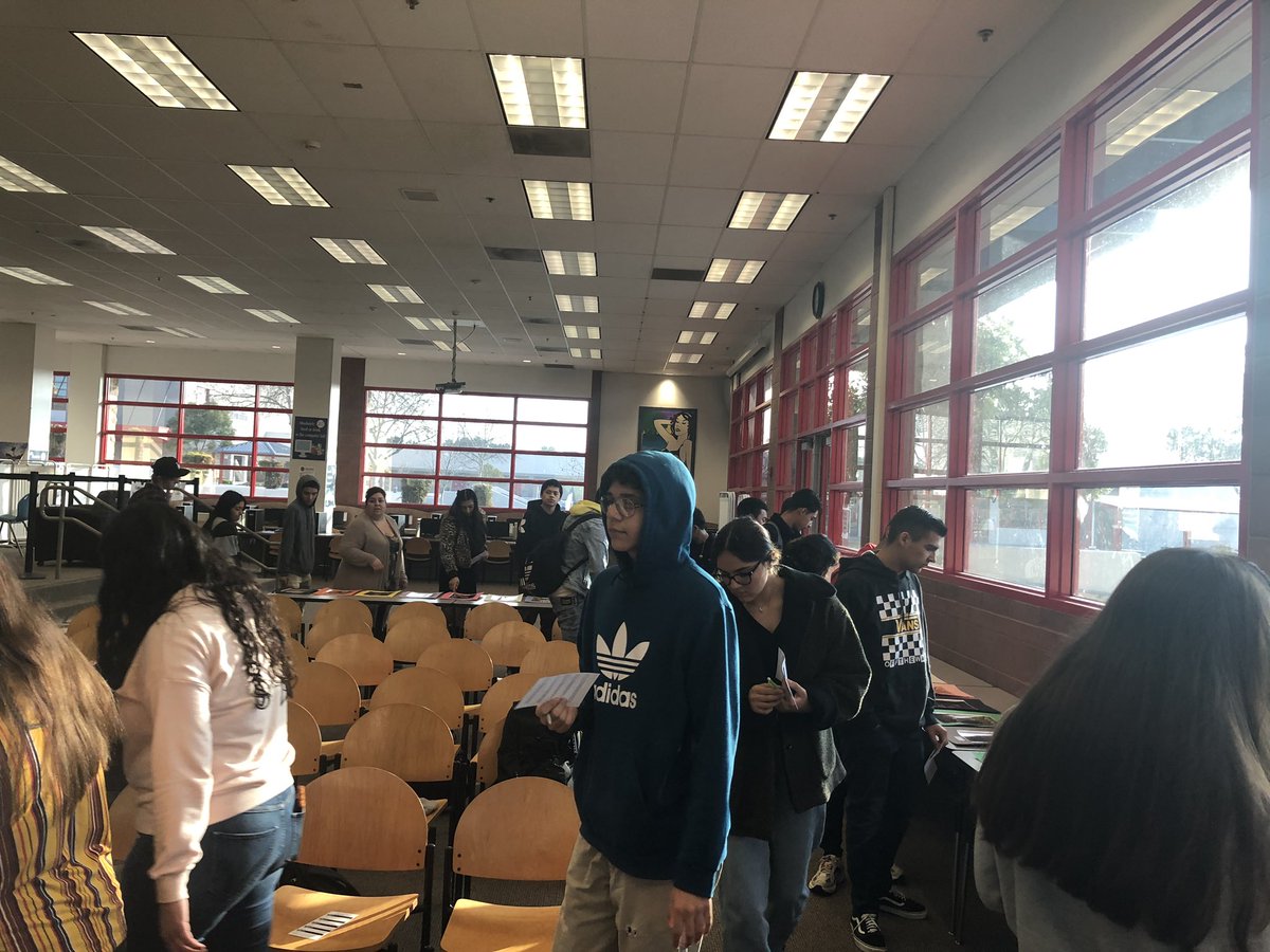 colonylibrary's tweet image. Thank you to Ms. Aguilar, Ms. Shool, Ms. Ibarra, and Ms. Mac for bringing your fantastic classes in to find diverse titles. We can’t wait to see what they choose! #InCOHSLibrary