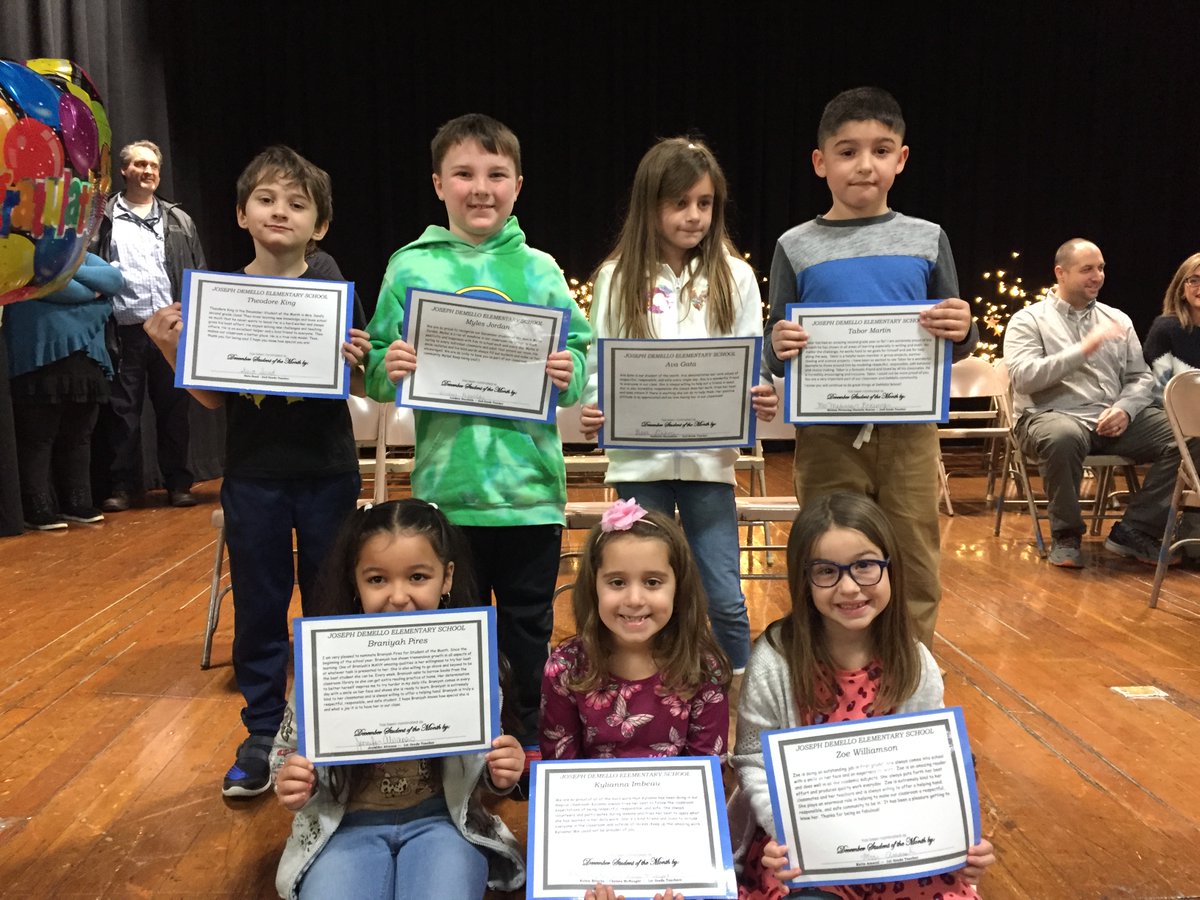 lizcorr_demello's tweet photo. Celebrating Our Latest DEMELLO SCHOOL STUDENTS OF THE MONTH! We are so very proud of these role model students! #hellodemello https://t.co/b7IRDQPgRk