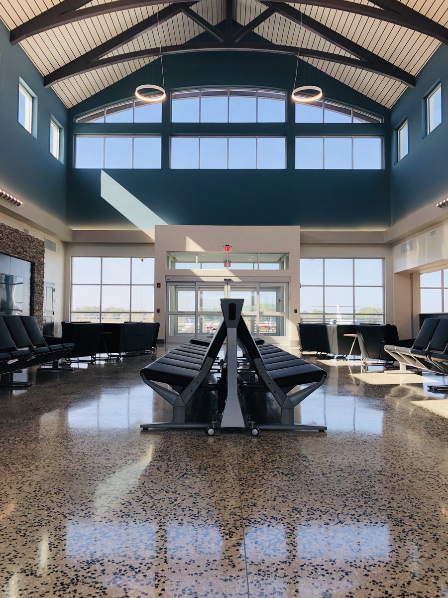 ausleyconstruct's tweet image. Putting the finishing touches on the new Ocala International Airport. We are excited for the upcoming ribbon cutting in February.