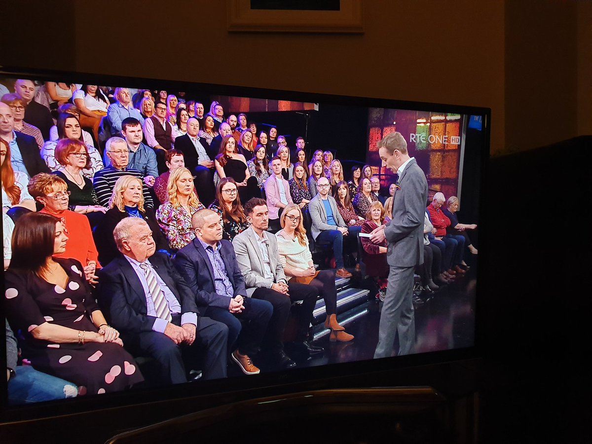eilishsutton's tweet photo. And right there in front of us is the reason we should all carry a donor card! 
#LateLateShow #OrganDonation #havetheconversation https://t.co/v0RGXVxEB5