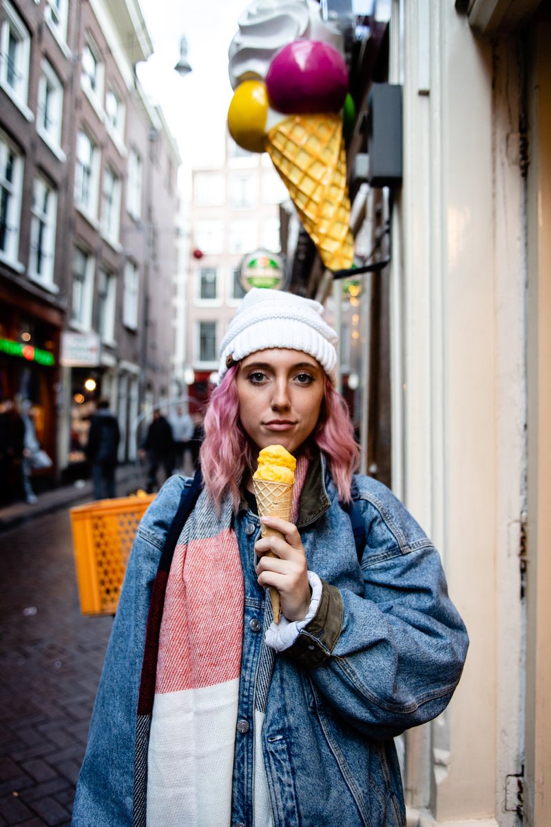 kas_nycole's tweet photo. I dyed my hair pink because I’m crossing off my childhood bucket list before I start my big girl job https://t.co/9Z3WZGXNZs