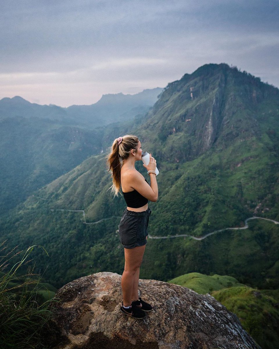 EpicureansLife's tweet photo. Hills of Sri Lanka, awesome views!  🇱🇰

Cheers epicureans! 🍾

Thanks @thismattexists for sharing!

_______________

#srilanka #mountains #nature #naturalphenomenon #incredible #girl #ocean #sand #landscape #amazinglandscape #travel #trip #world #heart #love #amazingvie https://t.co/sMwMpkD54a