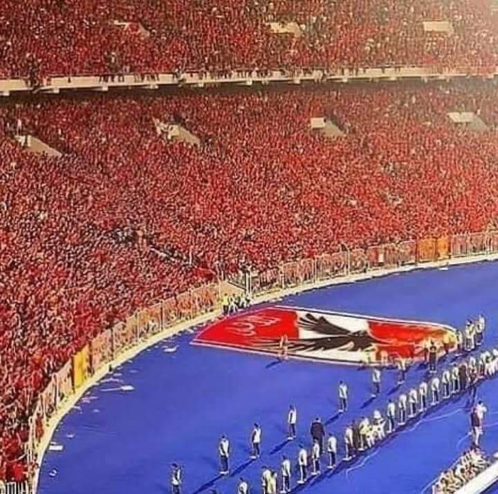 N3nsh5's tweet photo. لا لرحيل ازاروو https://t.co/tVaY3r74vP