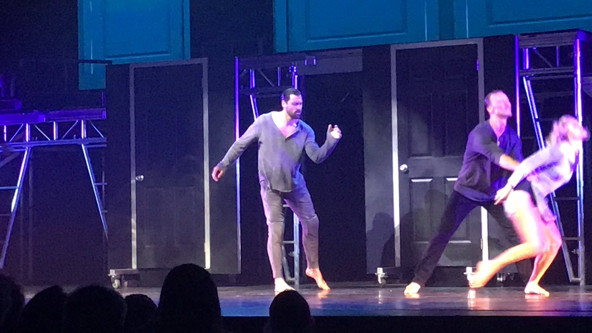 KFalisi143's tweet photo. Happy Birthday @MaksimC!!! Thank you for sharing your talent of dance and story telling. Hope your day is filled with family and dancing! https://t.co/BtL8v2bICq