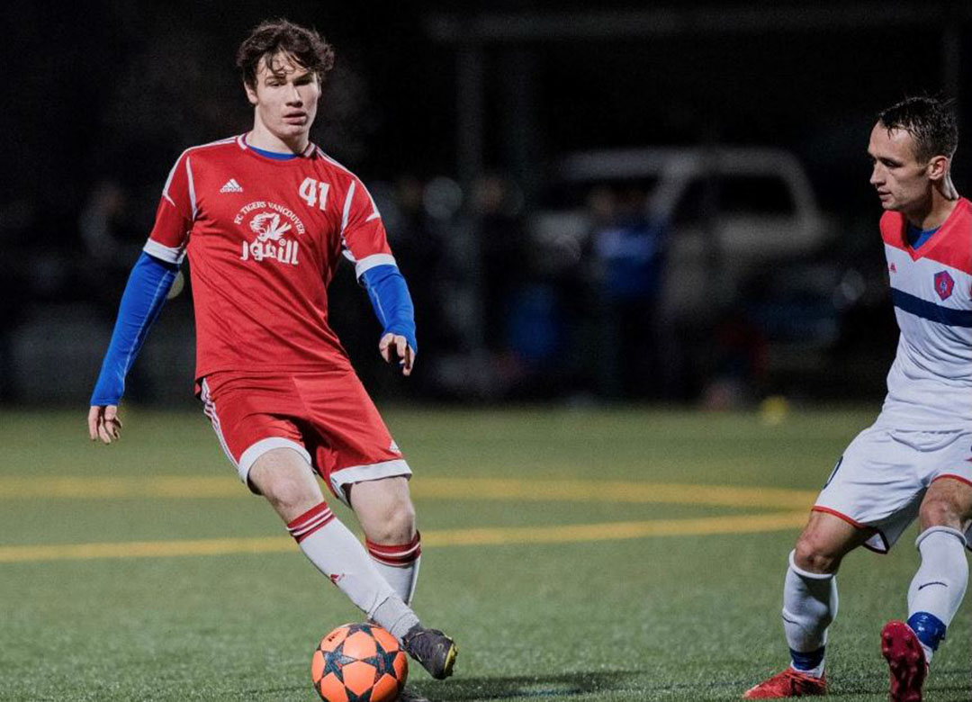 Grade 12, Mick Oravec, leaves Riverside to pursue professional soccer in Slovakia: riversideeddy.ca/riversides-mic…