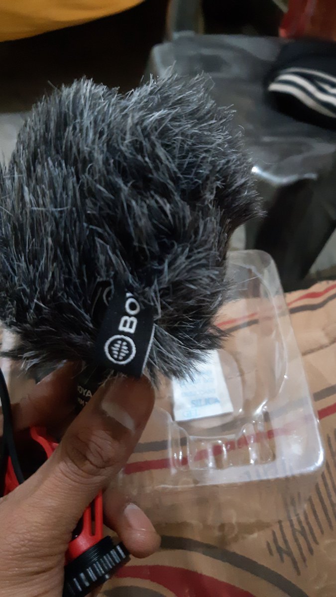 chandan2125's tweet photo. I ordered canon g7x mark2 from @AmazonindiaIn and delivered Boya microphone. @AmazonindiaIn you not given me camera then where I use a microphone. still not receive and dont know i'll or not .Thanks @AmazonindiaIn for giving poorest service ever and such experience. #bycotamazon https://t.co/UXjtNAdEP5