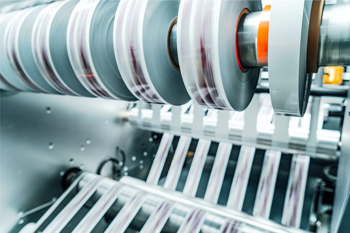 When it comes to finishing printed #flexible #packaging, Kala is leading the pack in technology and speed, offering creative options that produce beautiful packages that engage consumers. Click to see two of our most popular processes.  withkala.com/solutions/flex…