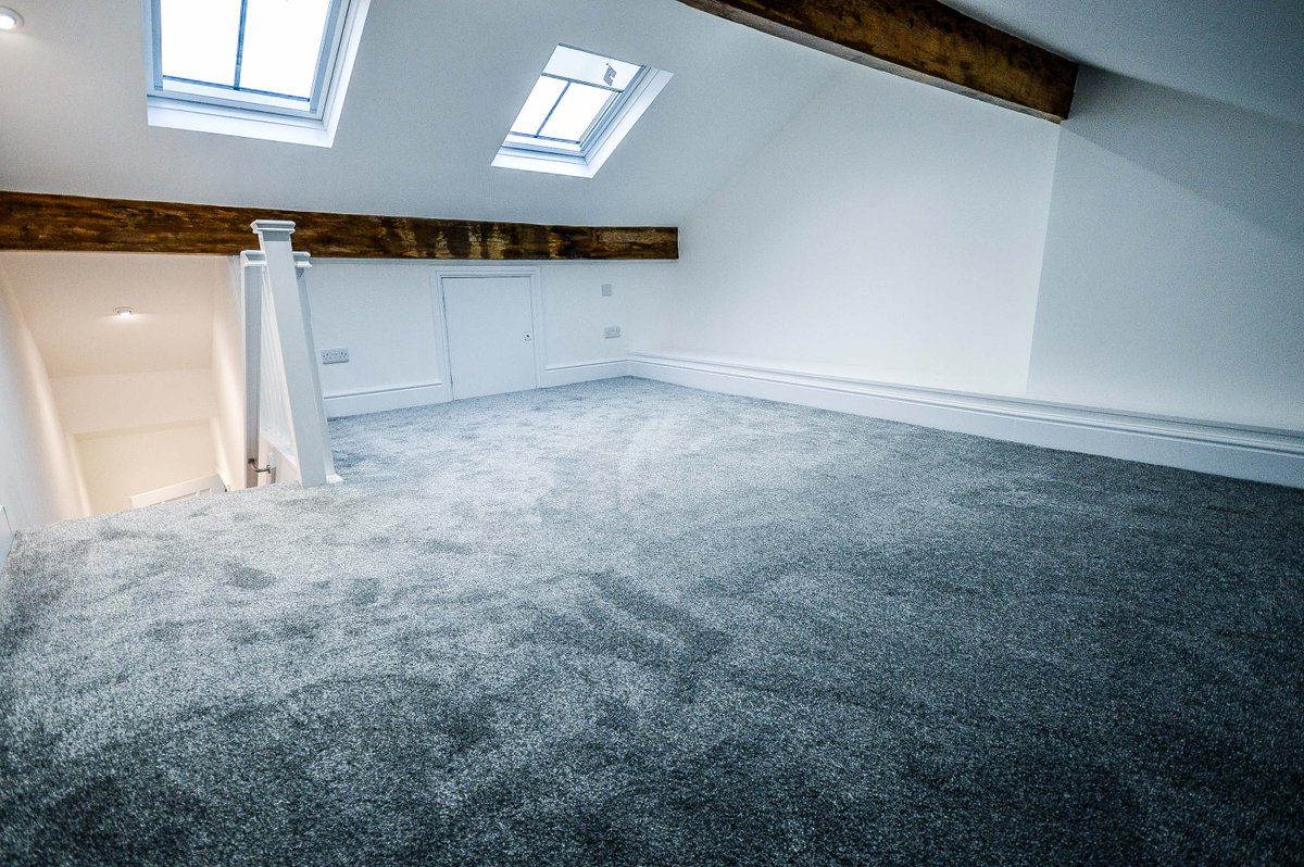 JamesonPartners's tweet photo. Do you want to live in the vibrant Altrincham? We have the right property for you. Reduced for a short period you don't want to miss. Call us on 0161 941 4445 to book a viewing.
#altrincham #trafford #tolet #greaternanchester #lettings #reduced #gooddeal #altrinchammarket https://t.co/GSjZARgYN0