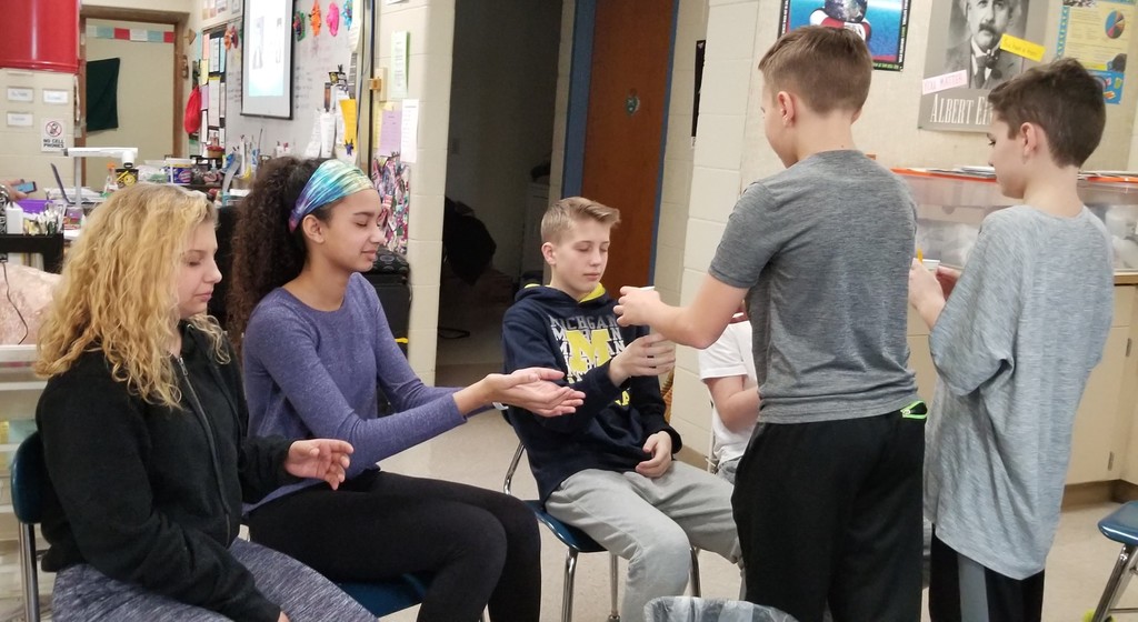 SCSEagles1's tweet image. WMU&apos;s Stryker School of Medicine visited today to work with our 7th graders learning about the brain.  The learned about memorization &amp;amp; recall, how taste and vision work together, and were able to view the lobes of an actual sheep brain.