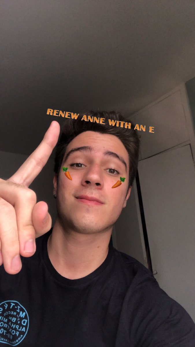annewithanebr's tweet photo. A divulgação não para!

Uma fã de #AnneWithAnE (@vamkik) criou um filtro de renew anne with an e para que todos possam usar no Instagram, salvem, usem e nos ajudem ainda mais a divulgar AWAE para todos, em todas as redes! 🥕🧡

link para salvar o filtro: https://t.co/eKDplK1x2c https://t.co/W2qDMLRvCM