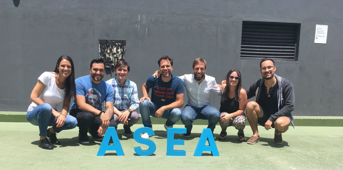 aseaorg's tweet photo. Ayer tuvimos nuestra primera mesa de emprendedores con Martín Abraham (Plano Secuencia), Brenda Gendin (@mibuclecom) y @David__Moreira (OlimpoLabs) para charlar sobre los desafíos actuales. 
¡Le agradecemos especialmente a @cardozopablo2 de @areatres por ayudarnos a organizarla! https://t.co/lG1FCdIjXD