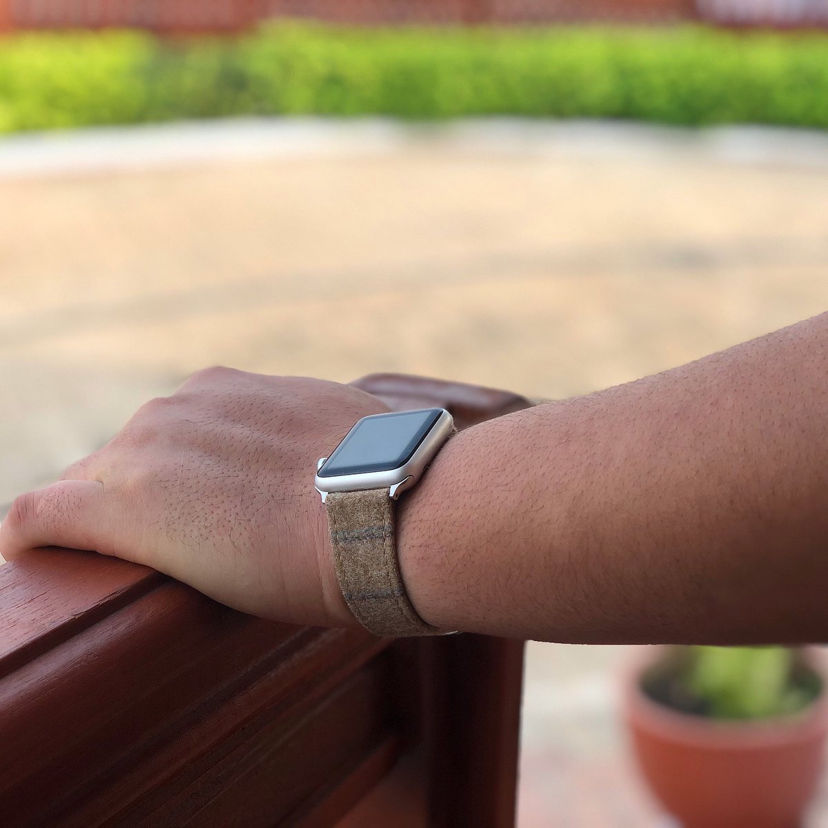 strapbandits's tweet photo. What do you know about texture?✨
Visit our website to get your Light Tan Double stripe band for your Apple Watch.
#AppleWatch #applewatchband https://t.co/XZaZNLIe18