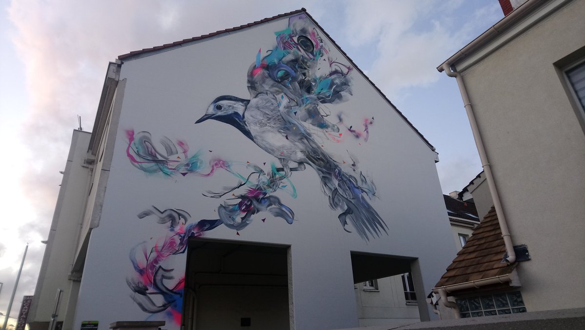 oungawa's tweet image. #GrandParisSud #Sénart #L7Matrix #Bergeronnette #Moissy_Cramayel #fresque #huge #grande #streetart #urbanart #graffiti #mural #wallart #wallpainting #muralpainting #spraypaint #artderue #peinturederue #callero #callejero #murale #muralismo #arteurbano #pared #bird #oiseau #parajo