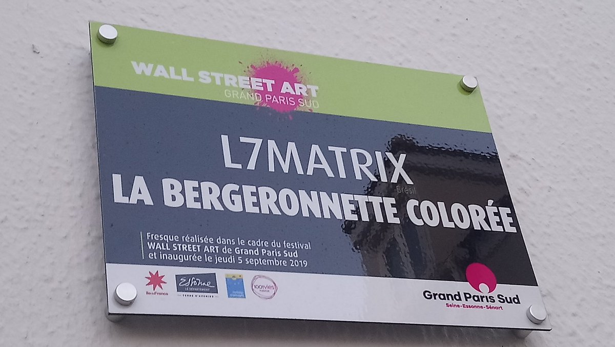 oungawa's tweet image. #GrandParisSud #Sénart #L7Matrix #Bergeronnette #Moissy_Cramayel #fresque #huge #grande #streetart #urbanart #graffiti #mural #wallart #wallpainting #muralpainting #spraypaint #artderue #peinturederue #callero #callejero #murale #muralismo #arteurbano #pared #bird #oiseau #parajo