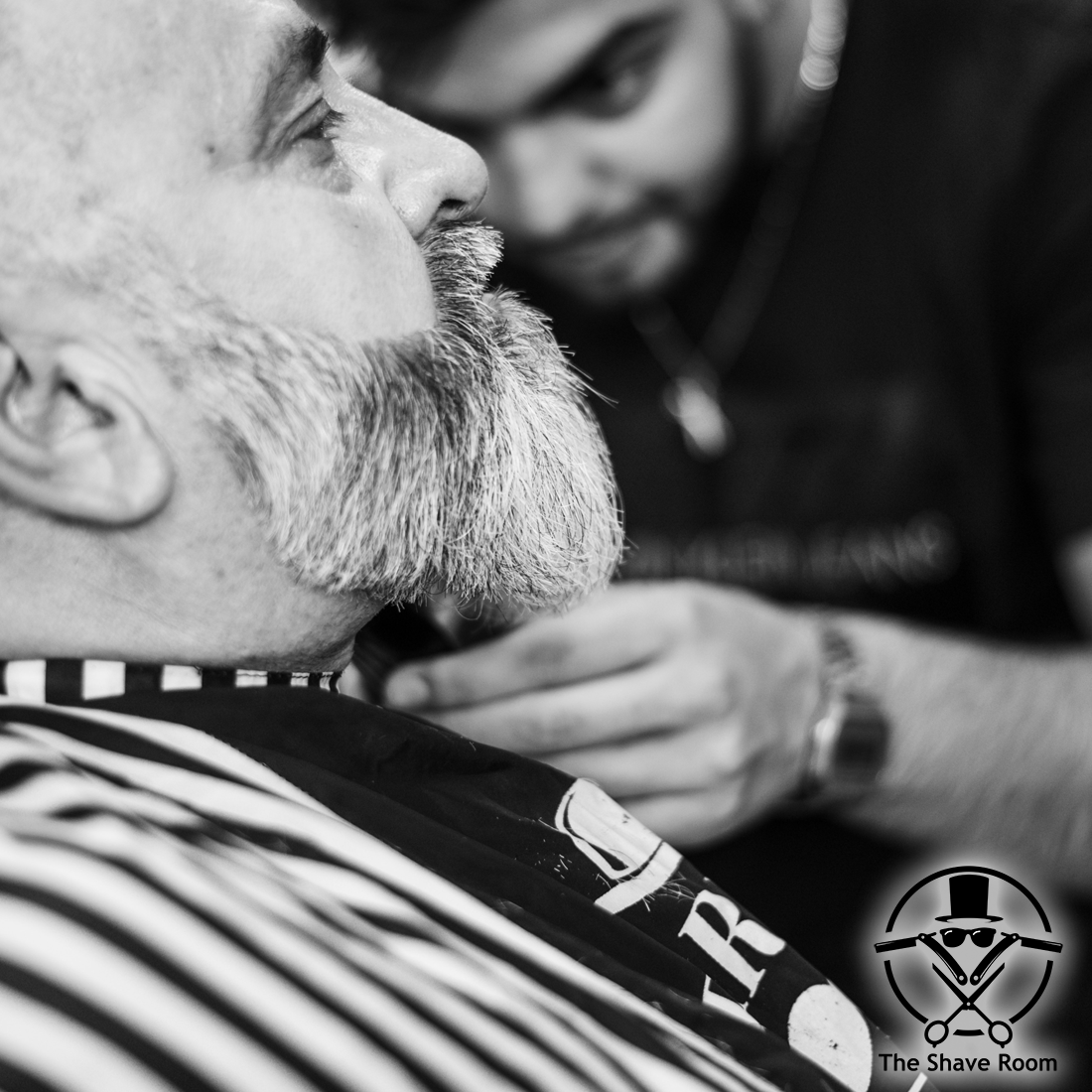 Focus mode 1000%!
___________________________⠀⠀
#barber #barbers #barbergame #barbergang #barberlife #barbershop #barbershopconnect