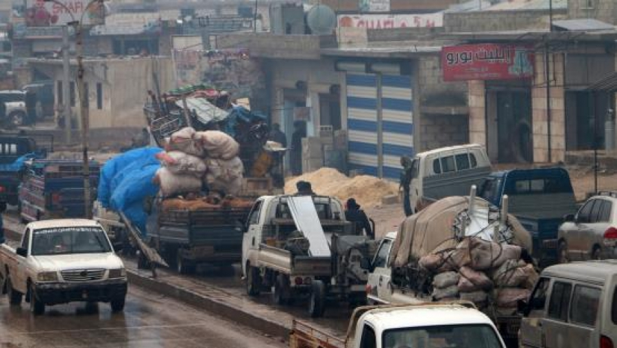 SyrCoalition's tweet image. Tens of Thousands Flee Regime &amp;amp; Russia’s Bombardment on Western Rural #Aleppo
ow.ly/uJoa30qai00
#Russia #Syria