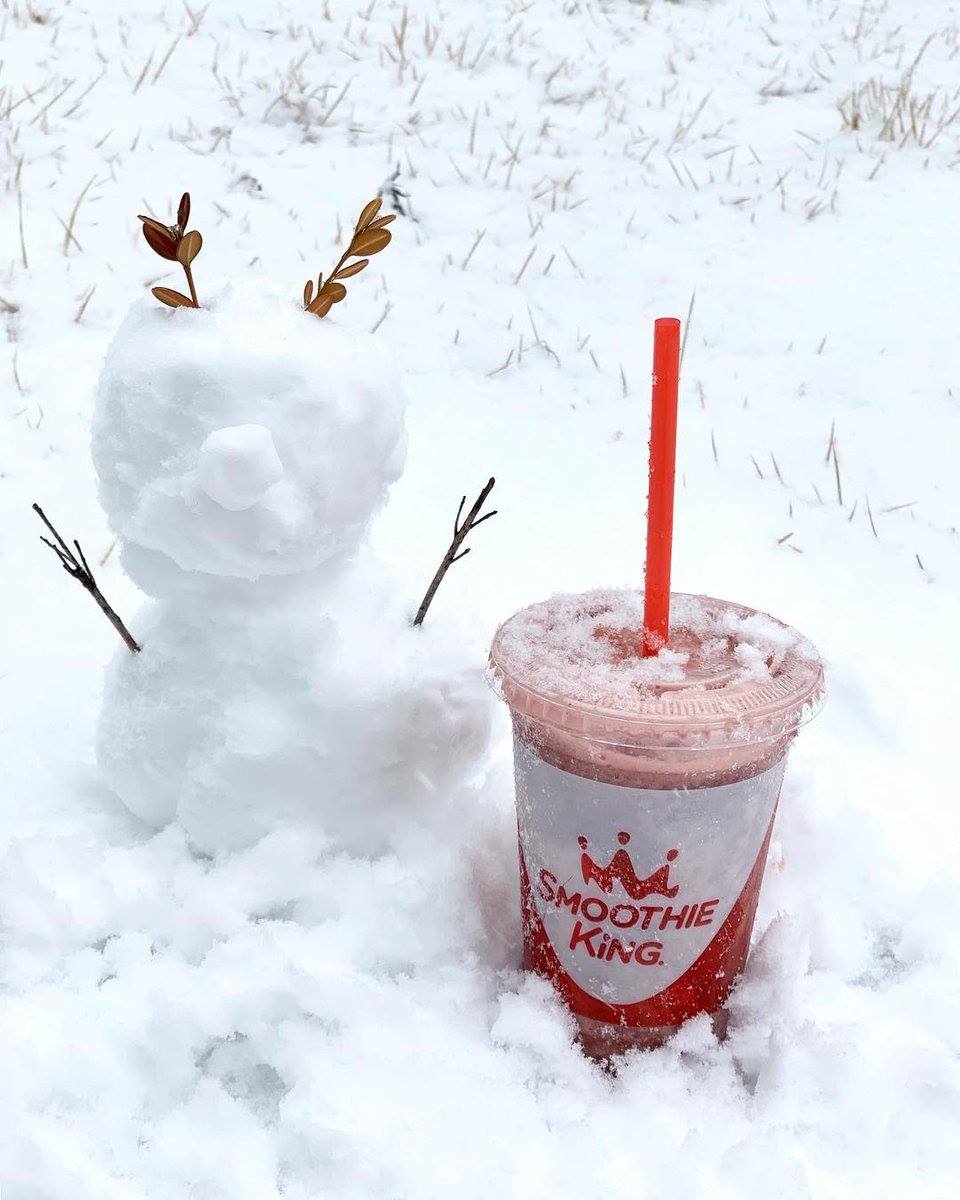SmoothieKingDSM's tweet photo. We are closing early at 1pm today due to unsafe road conditions. Thanks to ya'll who came out for $5 Friday this morning! Stay safe. https://t.co/dYahSzGcp8