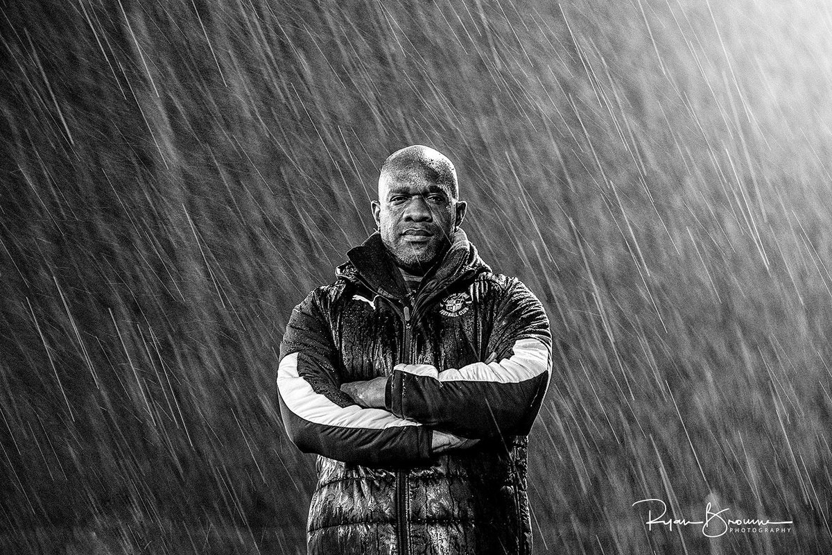 RyanBPhoto's tweet photo. A few quick portraits taken of @forbesy7 head of coaching @LutonTown for the @FA Bootroom magazine. Shot for @wonderhatchUK #wonderhatch #portraits #portraitphotography #featurephotography @Profoto @UKNikon #Nikon #profoto https://t.co/uezM0HFFoz