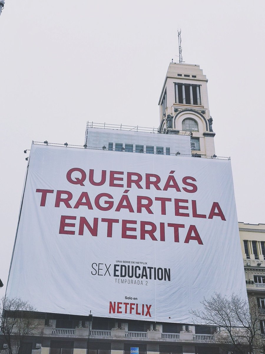 esti_rizos's tweet photo. Te han descolgado pero yo te homenajeo porque como creativa, valoro el ingenio de @NetflixES en su campaña #SexEducations (y en todas) y no quiero que me cohiban a la hora de utilizar algo tan talentoso como es el ingenio. #FreeCreativiflix https://t.co/fRRHZqSTxe