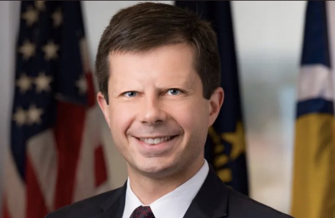 UweBollocks's tweet photo. I can't be the only one who sees this https://t.co/vaXhfMezZ0
