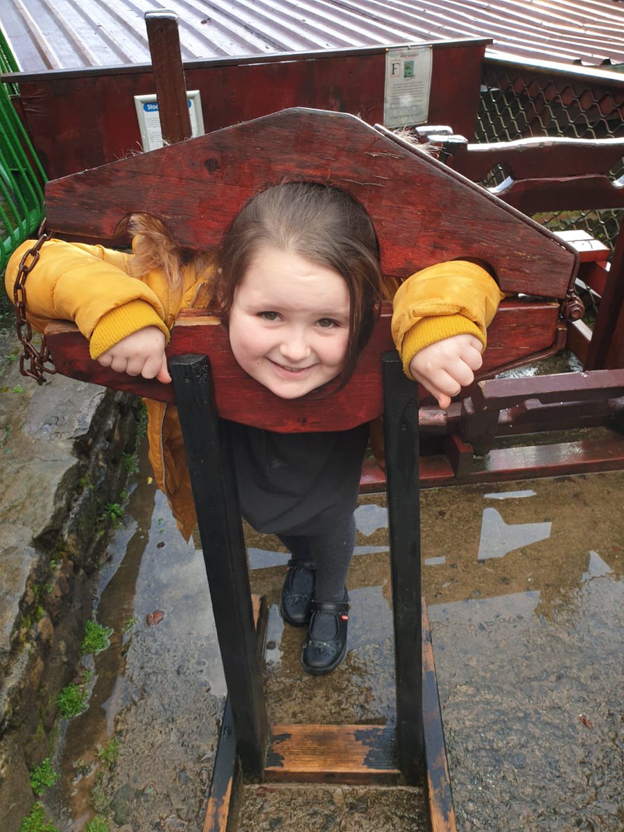 PentrerGraig's tweet photo. #pirates @GowerHeritage #pgpspaceships #pgphum #pgpoutdoorlearning https://t.co/nChFWL59JZ