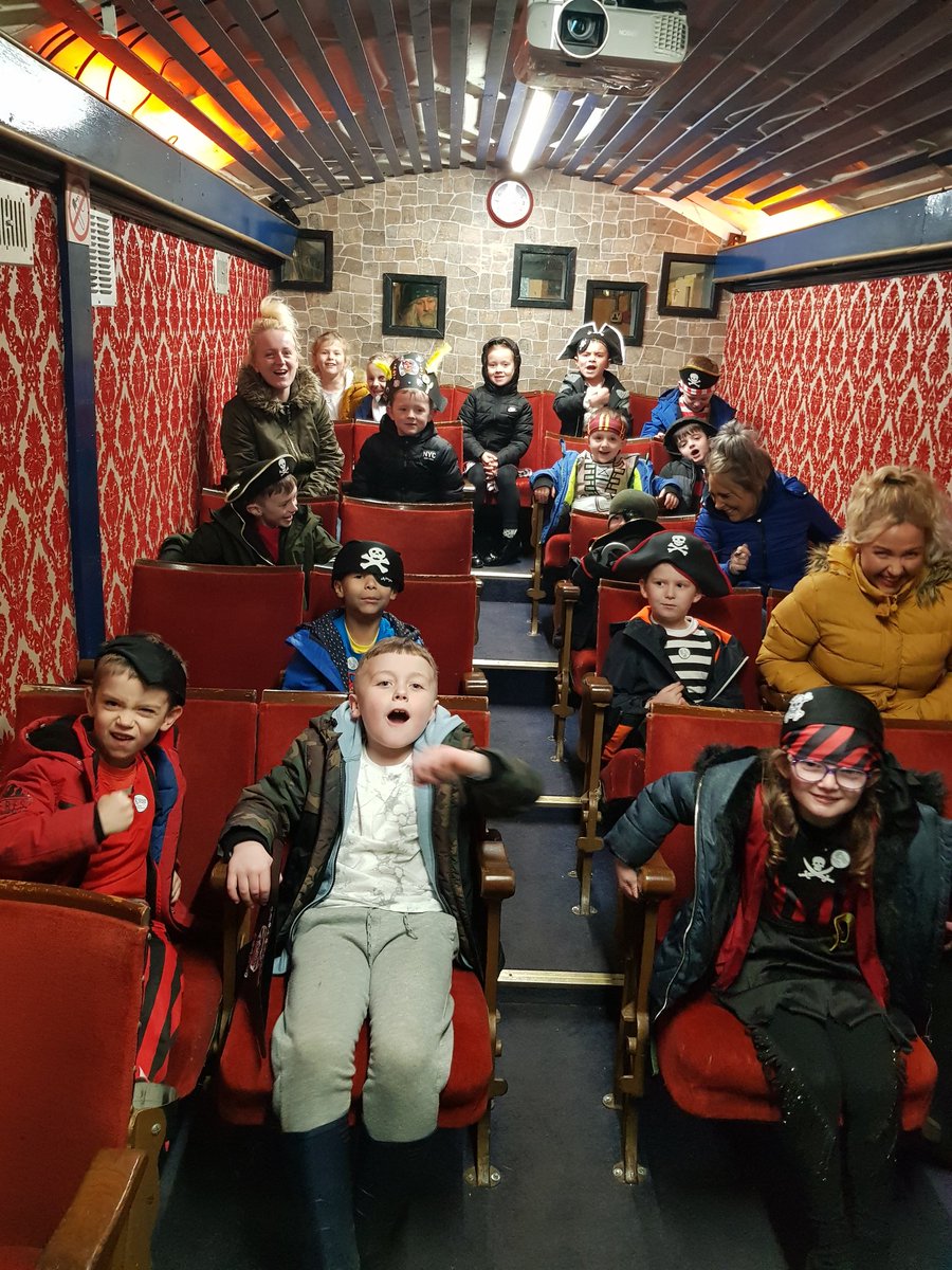 PentrerGraig's tweet photo. #pirates @GowerHeritage #pgpspaceships #pgphum #pgpoutdoorlearning https://t.co/SUqiiSB506