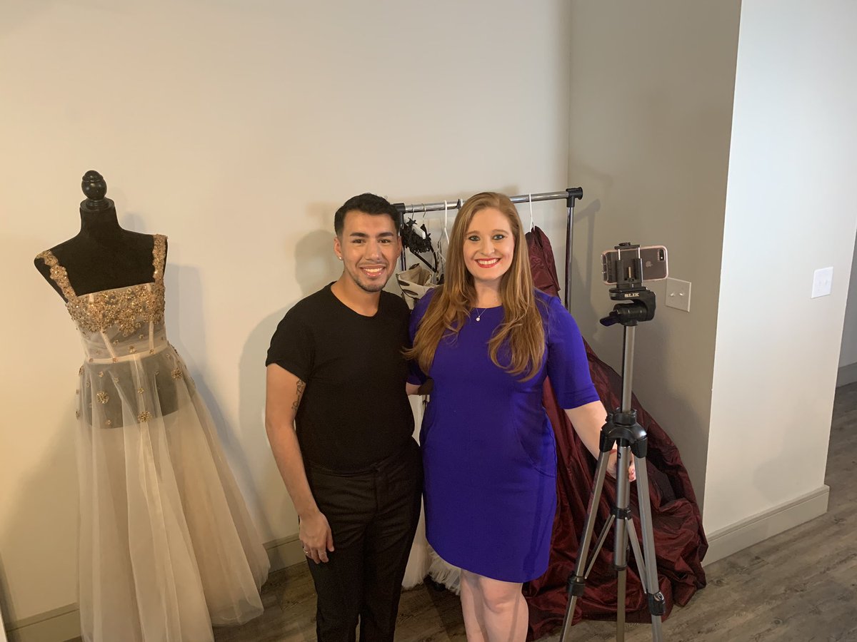 FGISanAntonio's tweet image. Thank you @AleseU and @SpecNewsSA for stopping by today to film a segment with our 2019 Rising Star @NICOCollective! #fgisa #fgiglobal