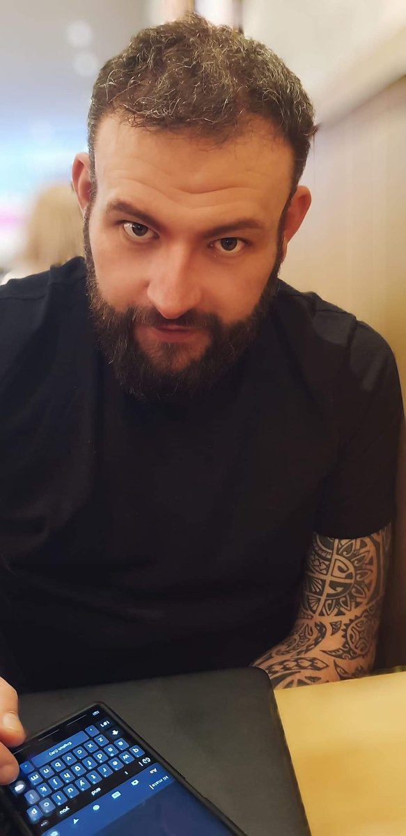 1NickCox's tweet photo. Taken of me vs Selfie. I don't mind both tbf. https://t.co/chn2jtCtFH