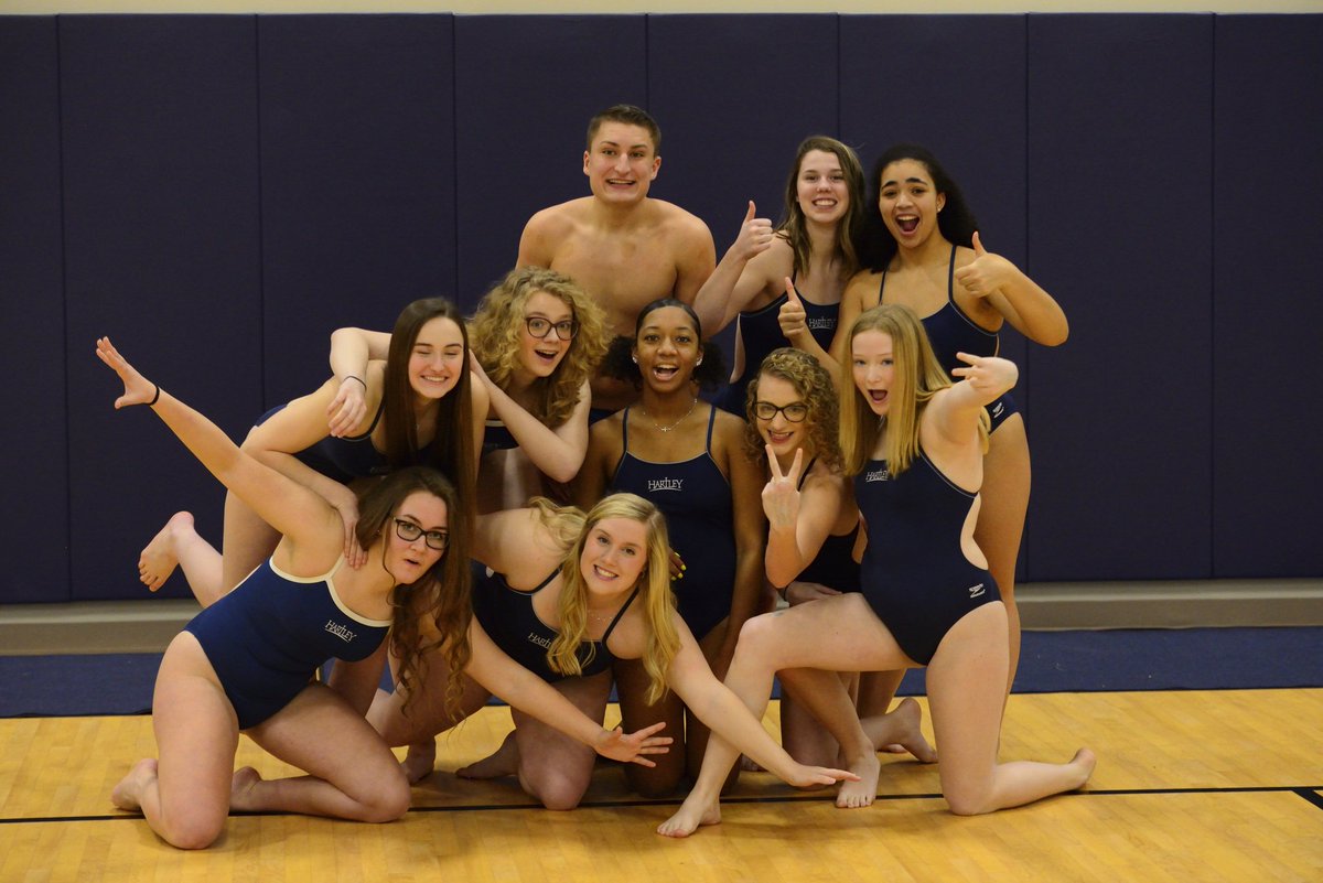 Senior Meet at Columbus Aquatic Center tonight at 7:30 p.m.!
#BH2O
#HartleySwimAndDive