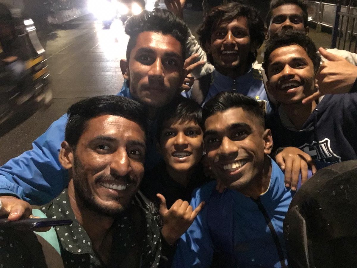 So we were returning after Mumbai City vs Bengluru FC and were about to enter the Metro station we ran into Raynier Fernandez that guy was going home with his friend on a bike and then actually stopped to take a picture with us Thank you and well played
@MumbaiCityFC 
#ApunKaTeam