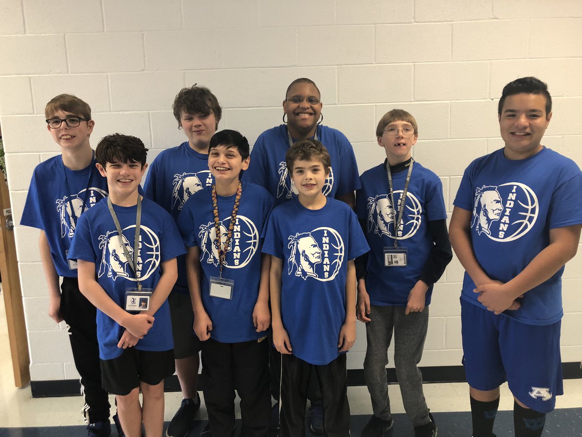 MrsPooleAMS's tweet photo. Super proud of these boys! They played awesome basketball today.  We had a blast! Thank you @cass_hellriegel for hosting! And thanks @edge_trista ‘s class at PMS for a good game!  @FloydCoSchools @ArmucheeMiddle https://t.co/hgYU0fFUo5