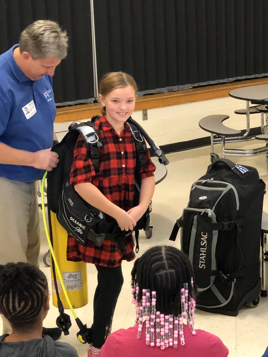 Thanks to <a href="/ScubaUnlimited/">Scuba Unlimited</a> for sharing your passion with us. <a href="/wolvestweet/">Woodland Elementary</a>