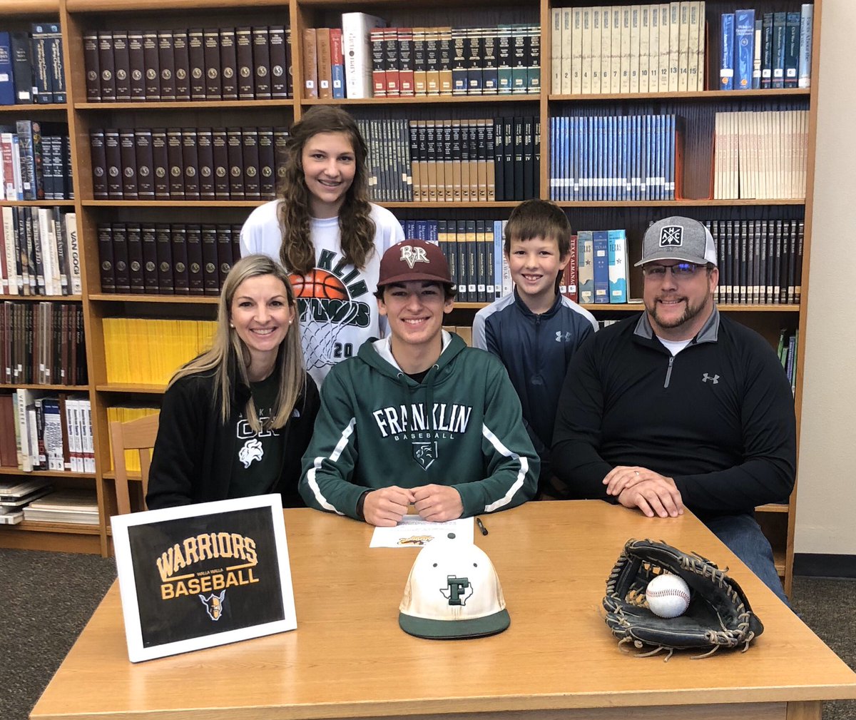 FranklinISD's tweet photo. Congratulations! Kohlten Parlari signs to play baseball for Walla Walla Community College in Washington state. ⚾️ #gowarriors https://t.co/qgwYxIiV6Y