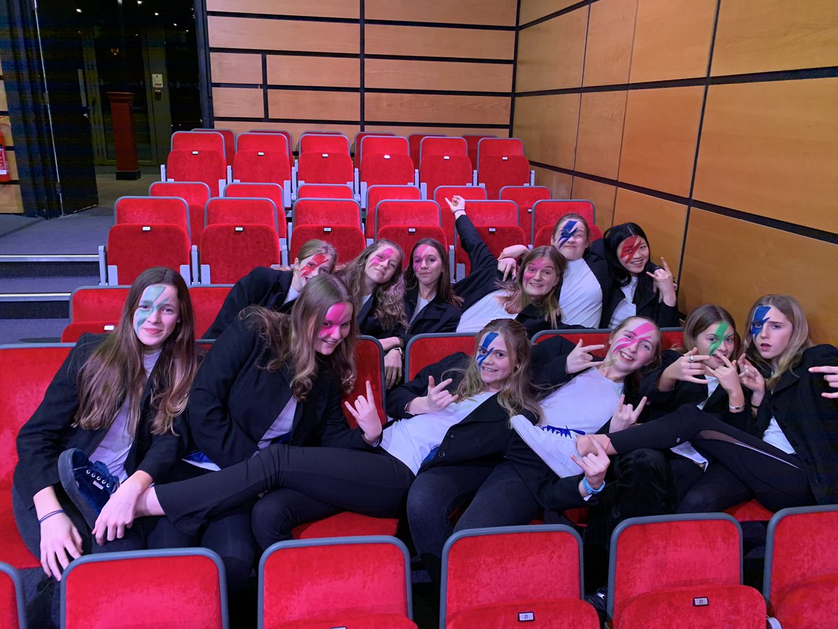 WellyAnglesey's tweet photo. 3rd form ready for their first ever InterHouse Singing! #sing #angleseyrock #newbies https://t.co/lsFUg5d8N8
